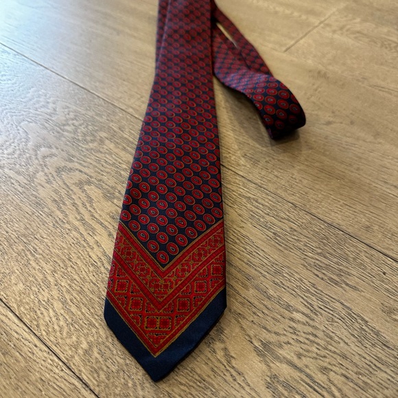 Pierre Cardin silk tie - Picture 2 of 3